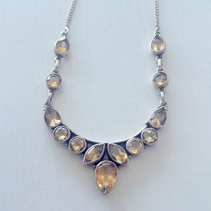 Golden TOPAZ and SILVER necklace. Vintage piece. Yellow stone chain.